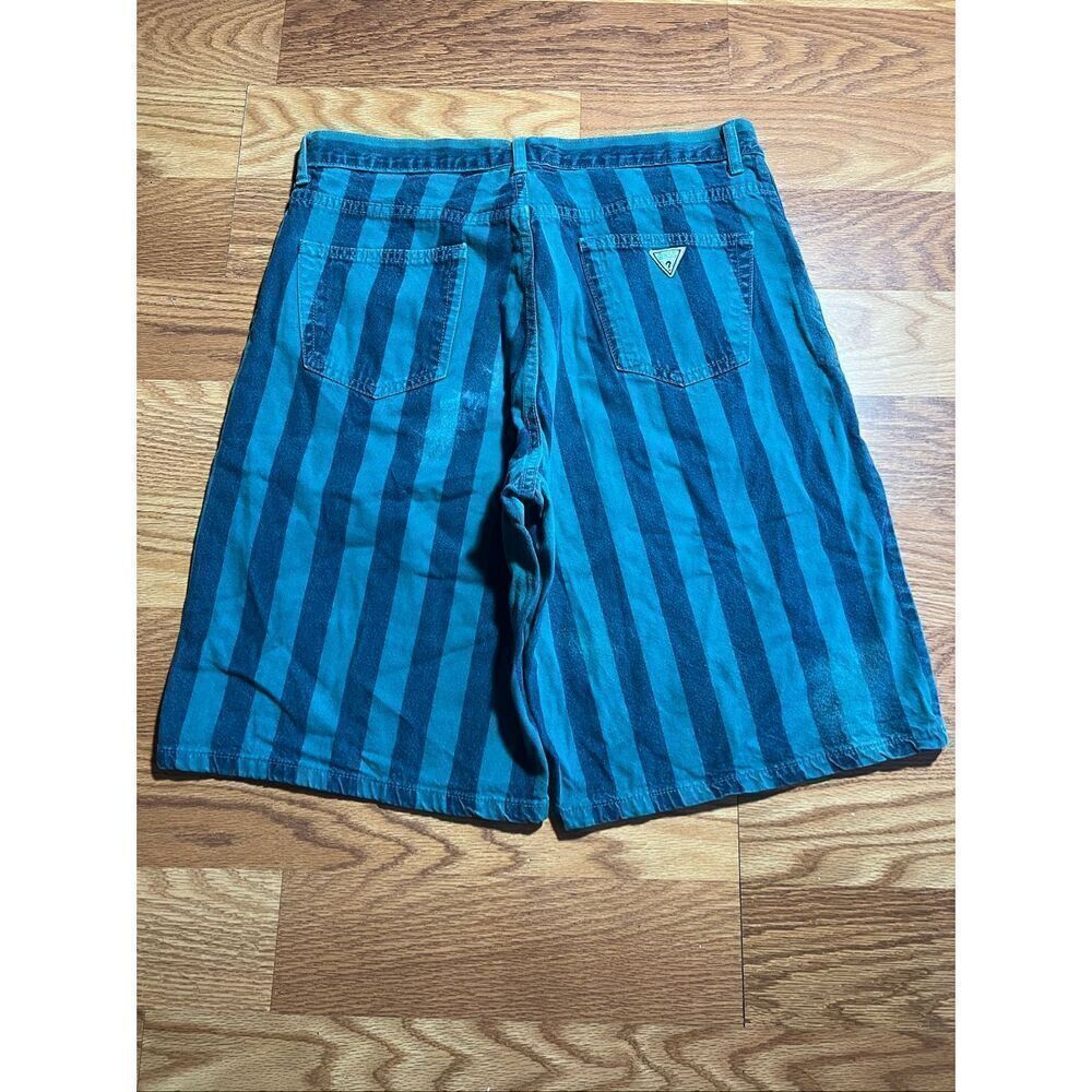 SOLD Vintage 90s Guess Striped Denim Shorts Size 34 - Picture 4 of 7